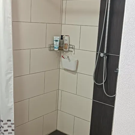 Giehl شقة